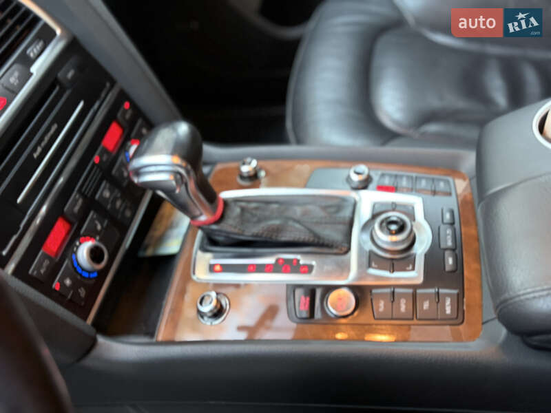 Позашляховик / Кросовер Audi Q7 2014 в Тернополі