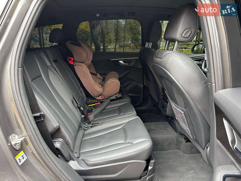 Позашляховик / Кросовер Audi Q7 2021 в Запоріжжі фото 19 Позашляховик / Кросовер Audi Q7 2021 в Запоріжжі
