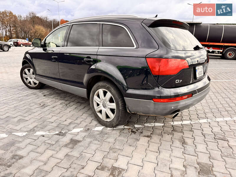 Позашляховик / Кросовер Audi Q7 2006 в Вінниці