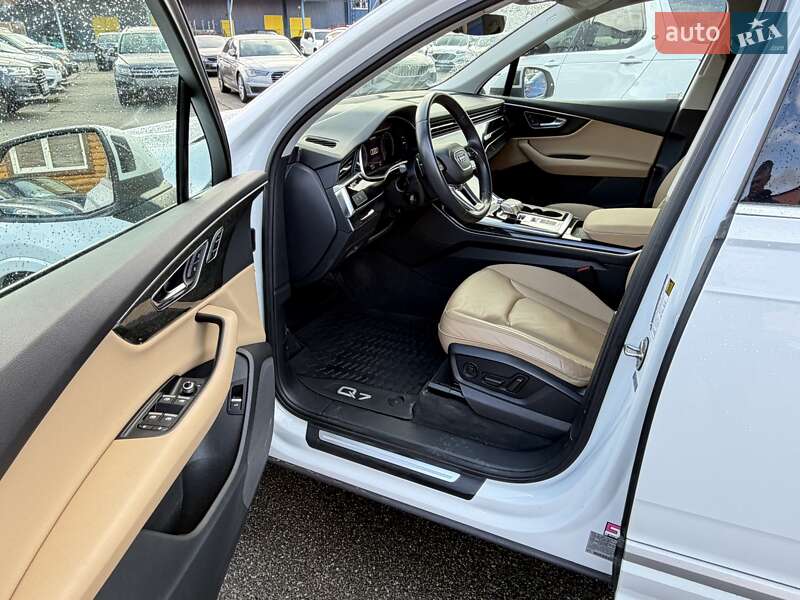 Внедорожник / Кроссовер Audi Q7 2020 в Киеве фото 7 Внедорожник / Кроссовер Audi Q7 2020 в Киеве
