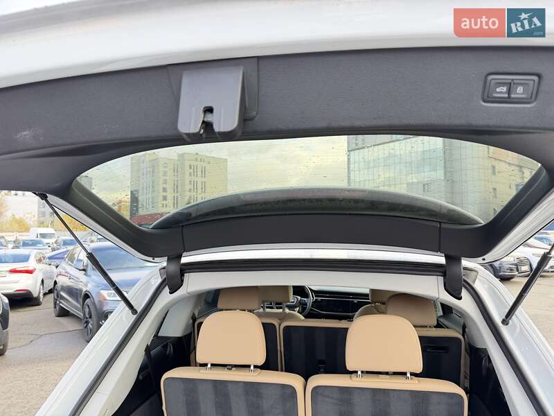 Внедорожник / Кроссовер Audi Q7 2020 в Киеве фото 6 Внедорожник / Кроссовер Audi Q7 2020 в Киеве