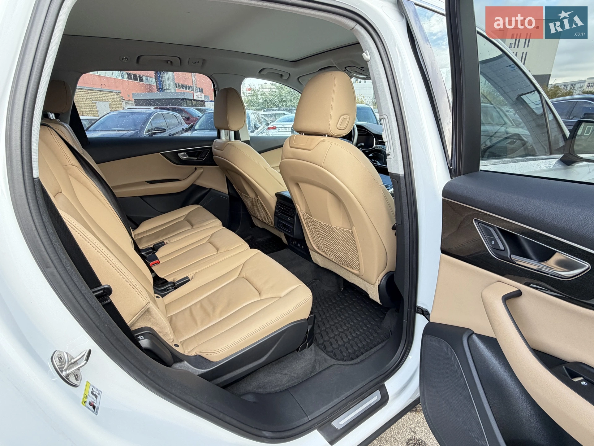 2020 Audi Q7 - мініатюра 11