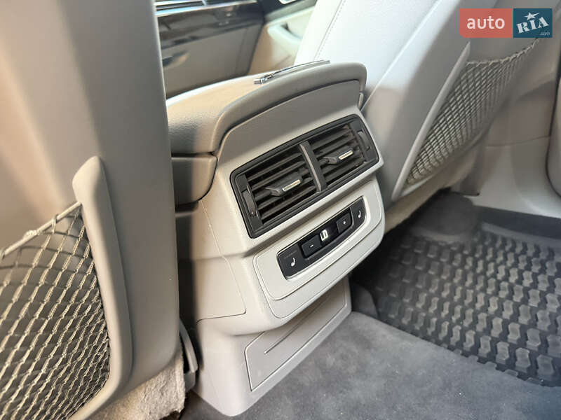 Внедорожник / Кроссовер Audi Q7 2015 в Киеве фото 19 Внедорожник / Кроссовер Audi Q7 2015 в Киеве