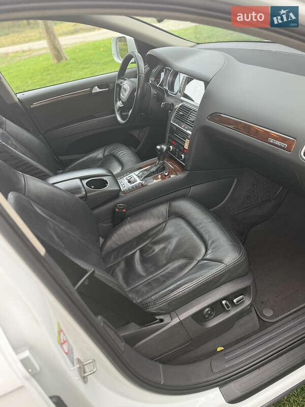 Позашляховик / Кросовер Audi Q7 2012 в Дніпрі фото 12 Позашляховик / Кросовер Audi Q7 2012 в Дніпрі