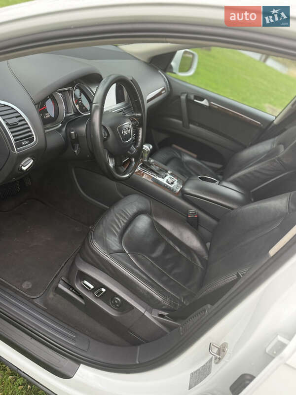 Позашляховик / Кросовер Audi Q7 2012 в Дніпрі фото 13 Позашляховик / Кросовер Audi Q7 2012 в Дніпрі