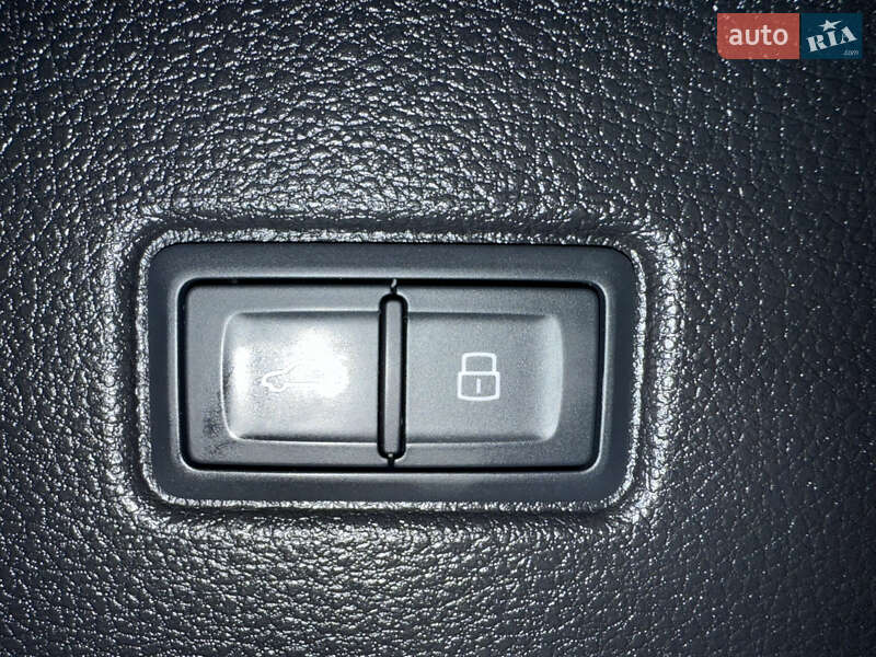 Позашляховик / Кросовер Audi Q7 2017 в Львові фото 31 Позашляховик / Кросовер Audi Q7 2017 в Львові