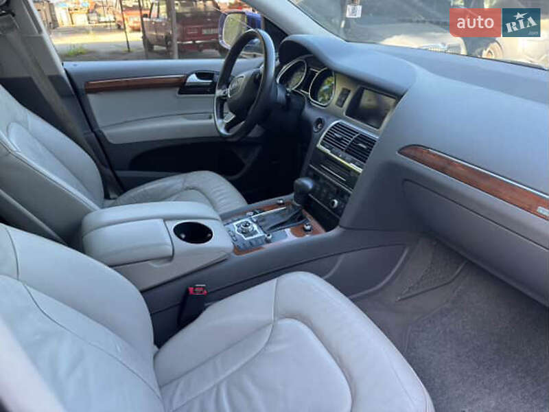 Внедорожник / Кроссовер Audi Q7 2015 в Одессе