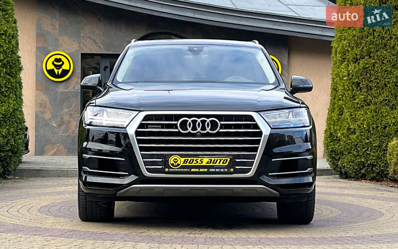 Позашляховик / Кросовер Audi Q7 2019 в Львові