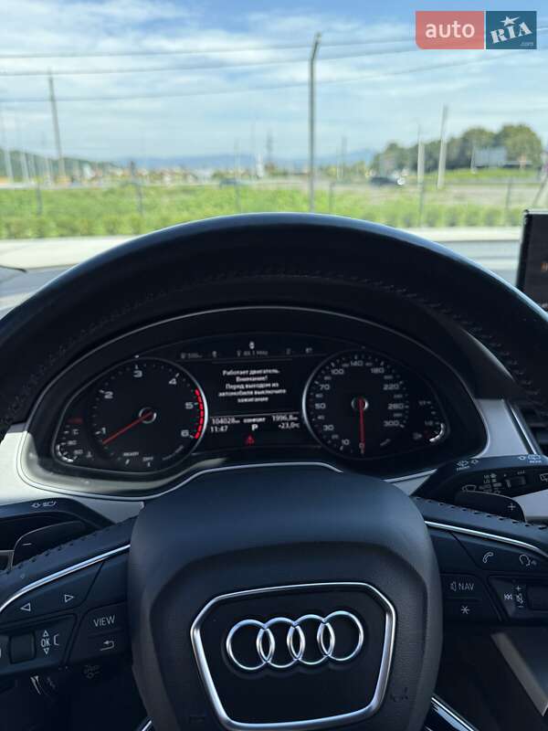 Внедорожник / Кроссовер Audi Q7 2016 в Хусте