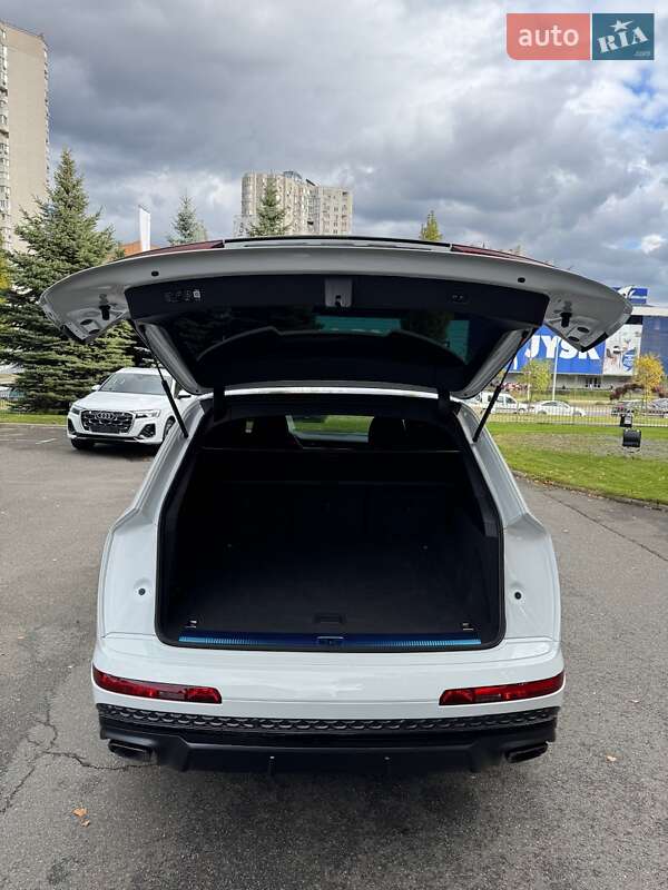 Внедорожник / Кроссовер Audi Q7 2025 в Киеве фото 16 Внедорожник / Кроссовер Audi Q7 2025 в Киеве