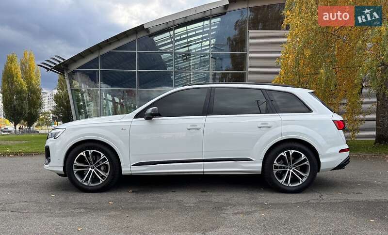 Внедорожник / Кроссовер Audi Q7 2025 в Киеве фото 26 Внедорожник / Кроссовер Audi Q7 2025 в Киеве