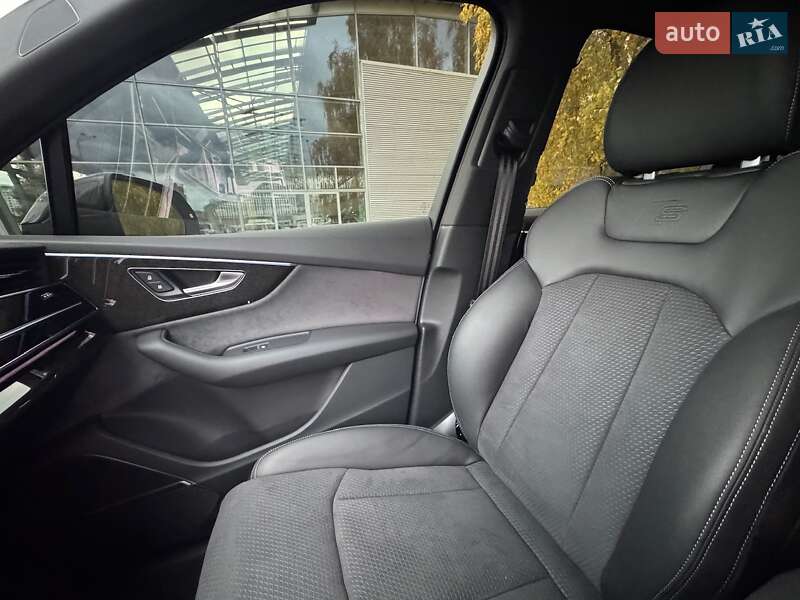 Внедорожник / Кроссовер Audi Q7 2025 в Киеве фото 79 Внедорожник / Кроссовер Audi Q7 2025 в Киеве