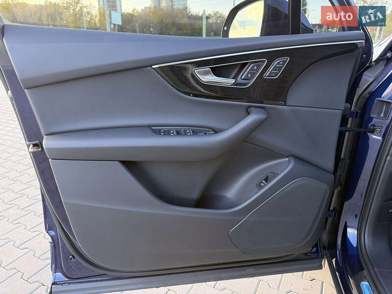 Позашляховик / Кросовер Audi Q7 2022 в Харкові фото 28 Позашляховик / Кросовер Audi Q7 2022 в Харкові