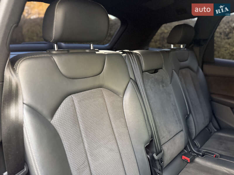 Внедорожник / Кроссовер Audi Q7 2020 в Тернополе фото 40 Внедорожник / Кроссовер Audi Q7 2020 в Тернополе
