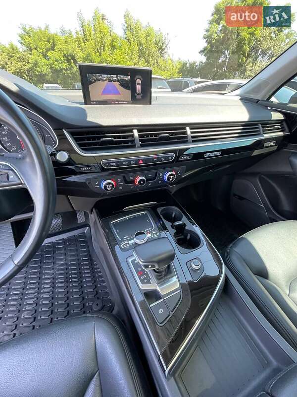 Позашляховик / Кросовер Audi Q7 2018 в Львові фото 25 Позашляховик / Кросовер Audi Q7 2018 в Львові