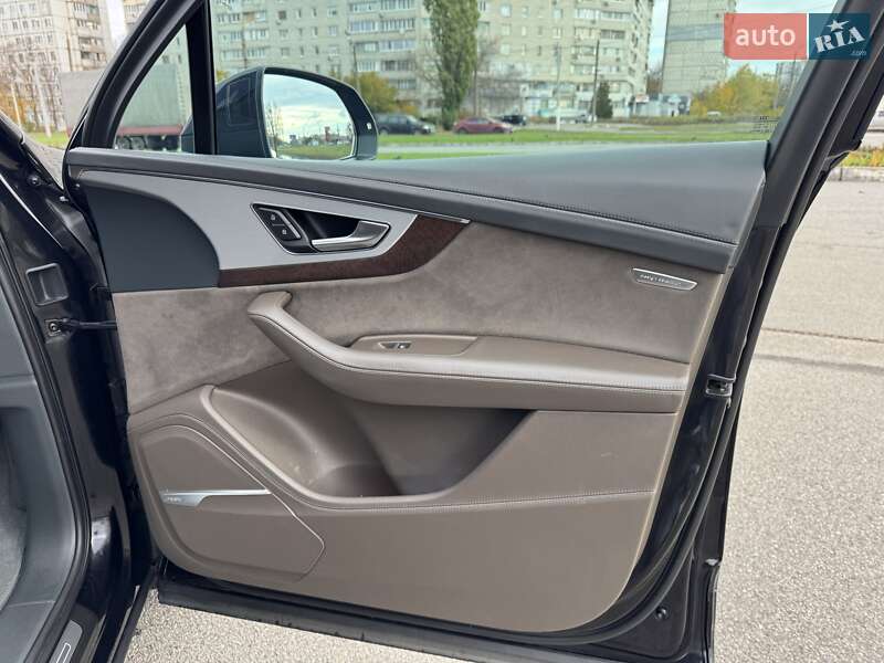 Внедорожник / Кроссовер Audi Q7 2017 в Харькове фото 24 Внедорожник / Кроссовер Audi Q7 2017 в Харькове