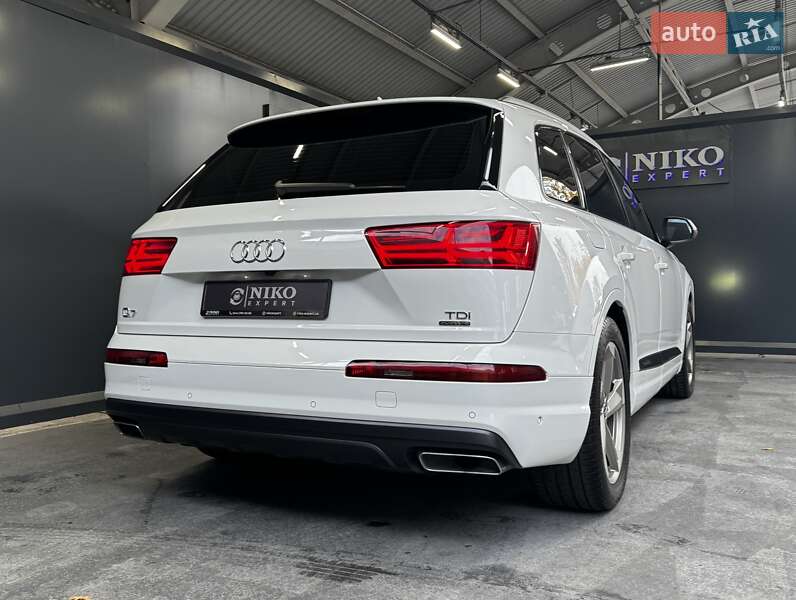 Внедорожник / Кроссовер Audi Q7 2018 в Киеве фото 14 Внедорожник / Кроссовер Audi Q7 2018 в Киеве