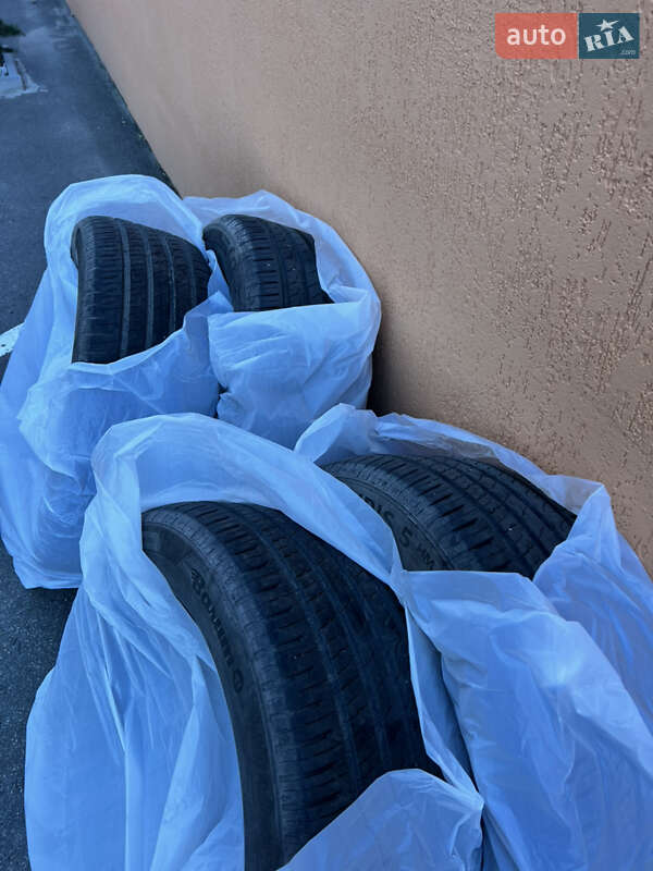 Позашляховик / Кросовер Audi Q7 2020 в Благовіщенську