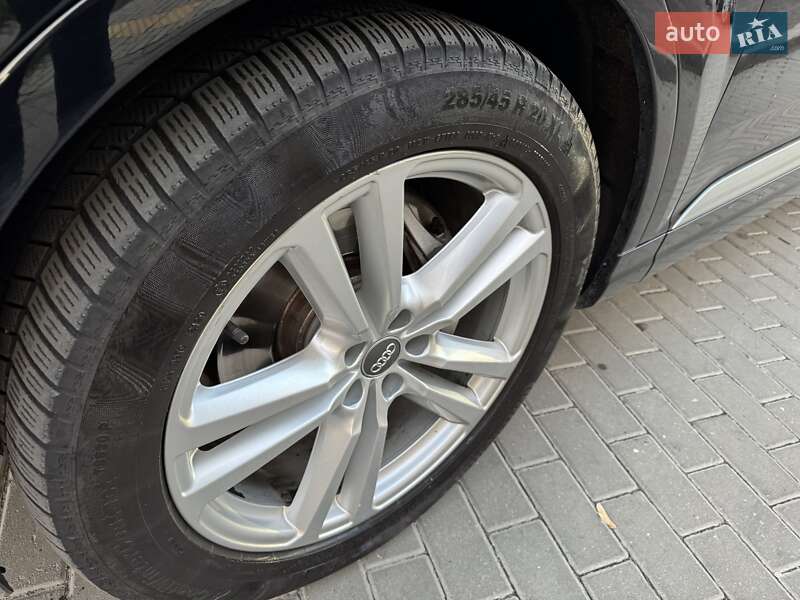 Позашляховик / Кросовер Audi Q7 2015 в Хмельницькому фото 12 Позашляховик / Кросовер Audi Q7 2015 в Хмельницькому