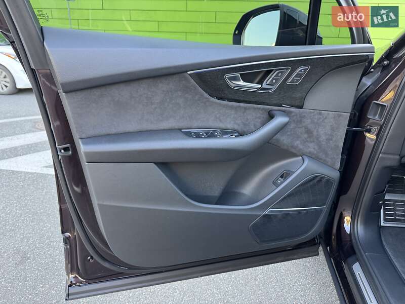 Внедорожник / Кроссовер Audi Q7 2022 в Киеве фото 34 Внедорожник / Кроссовер Audi Q7 2022 в Киеве