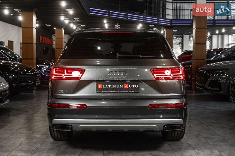 Позашляховик / Кросовер Audi Q7 2015 в Одесі фото 44 Позашляховик / Кросовер Audi Q7 2015 в Одесі