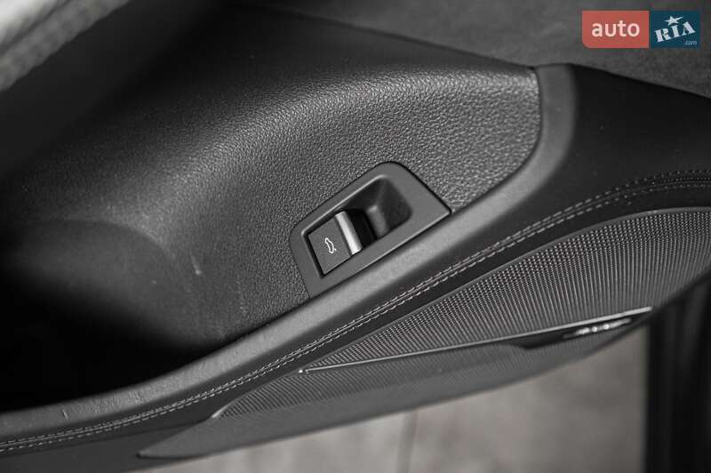 Позашляховик / Кросовер Audi Q7 2015 в Одесі фото 59 Позашляховик / Кросовер Audi Q7 2015 в Одесі