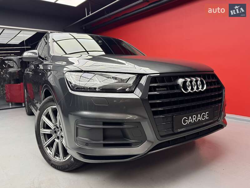 Позашляховик / Кросовер Audi Q7 2019 в Києві