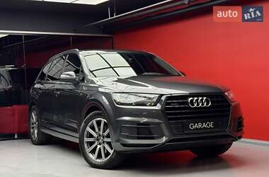 Внедорожник / Кроссовер Audi Q7 2019 в Киеве