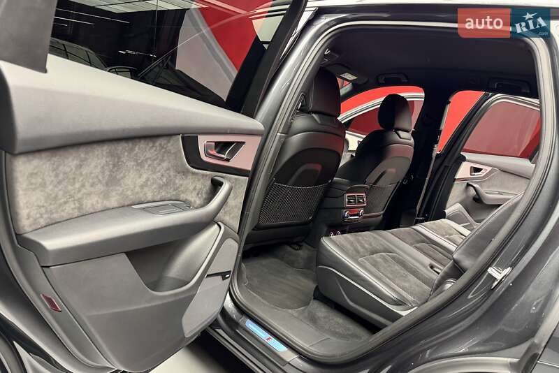 Позашляховик / Кросовер Audi Q7 2019 в Києві