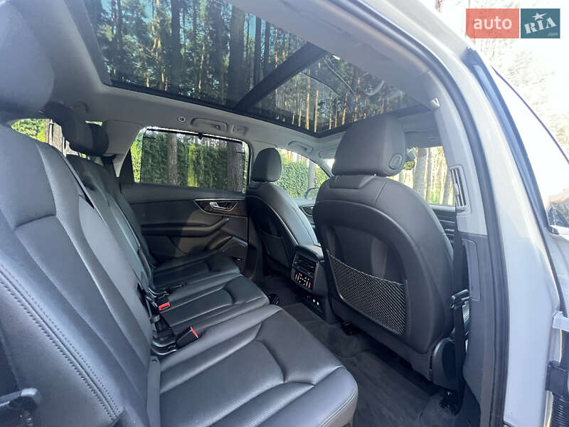 Позашляховик / Кросовер Audi Q7 2020 в Львові фото 23 Позашляховик / Кросовер Audi Q7 2020 в Львові