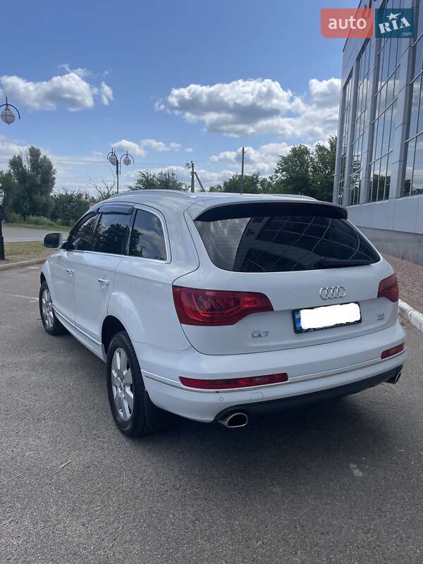 Позашляховик / Кросовер Audi Q7 2014 в Білій Церкві