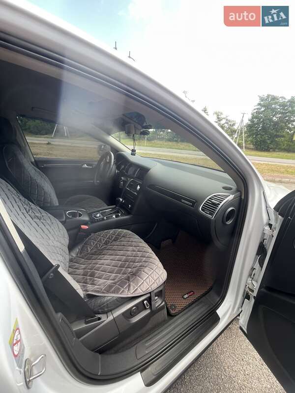 Позашляховик / Кросовер Audi Q7 2014 в Білій Церкві