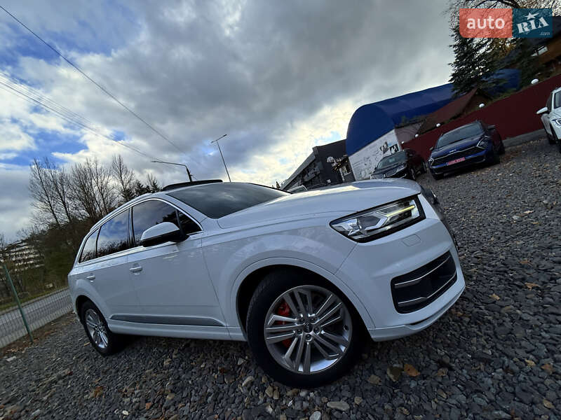Позашляховик / Кросовер Audi Q7 2018 в Трускавці
