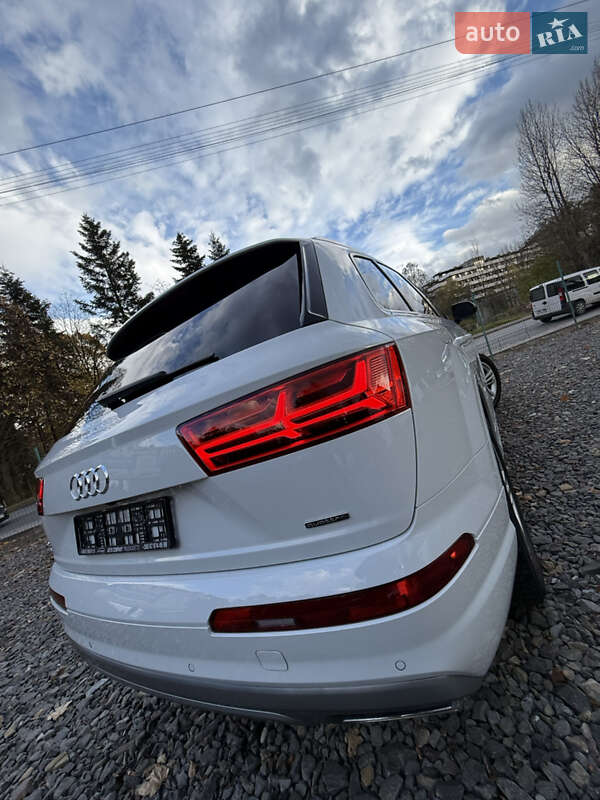 Позашляховик / Кросовер Audi Q7 2018 в Трускавці