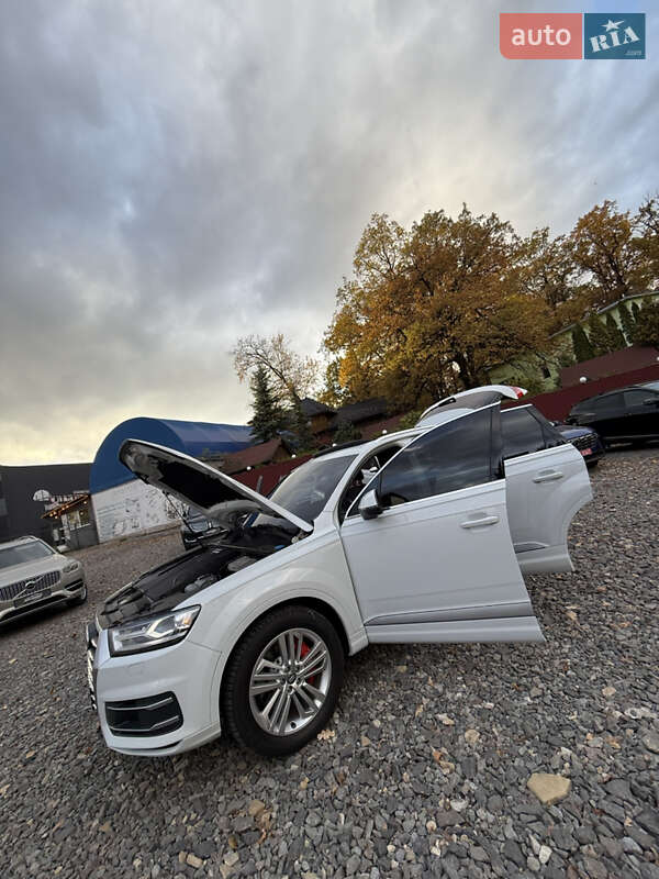 Позашляховик / Кросовер Audi Q7 2018 в Трускавці