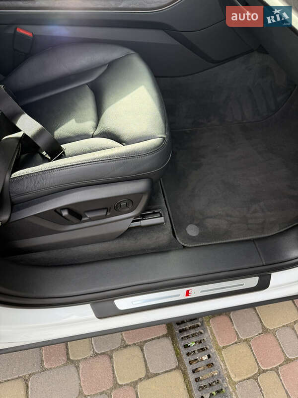 Внедорожник / Кроссовер Audi Q7 2021 в Львове фото 14 Внедорожник / Кроссовер Audi Q7 2021 в Львове