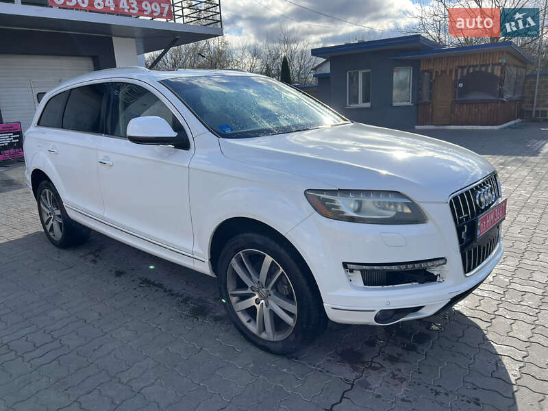Позашляховик / Кросовер Audi Q7 2011 в Луцьку