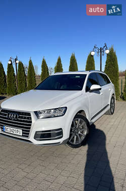 Позашляховик / Кросовер Audi Q7 2017 в Львові