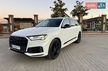 Позашляховик / Кросовер Audi Q7 2020 в Одесі