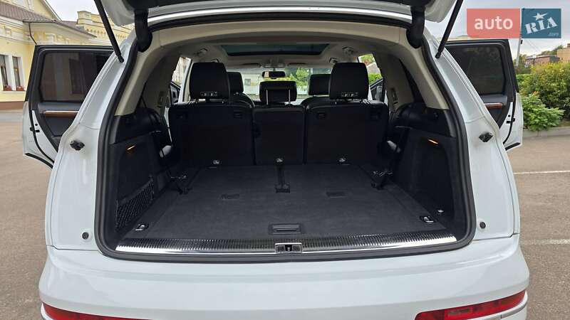 Позашляховик / Кросовер Audi Q7 2015 в Бердичеві фото 15 Позашляховик / Кросовер Audi Q7 2015 в Бердичеві