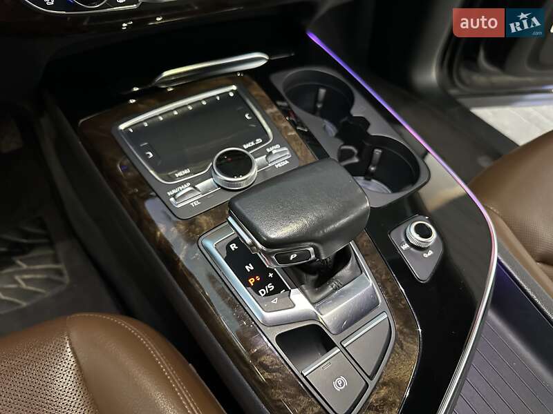 Внедорожник / Кроссовер Audi Q7 2017 в Днепре фото 21 Внедорожник / Кроссовер Audi Q7 2017 в Днепре