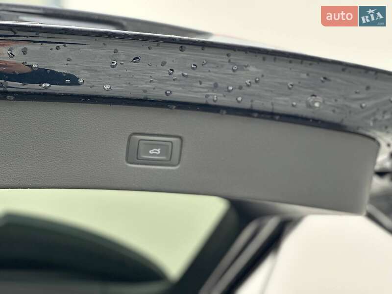 Внедорожник / Кроссовер Audi Q7 2017 в Ровно