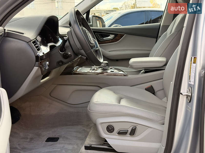 Внедорожник / Кроссовер Audi Q7 2018 в Киеве