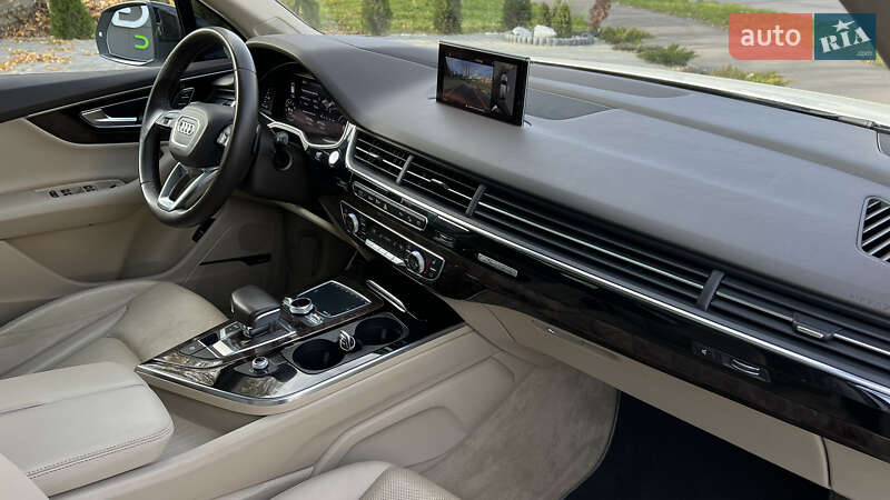 Позашляховик / Кросовер Audi Q7 2017 в Львові фото 47 Позашляховик / Кросовер Audi Q7 2017 в Львові