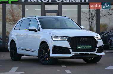 Позашляховик / Кросовер Audi Q7 2019 в Києві