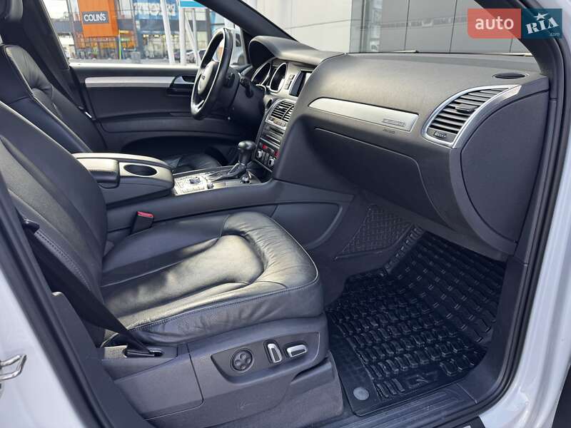 Внедорожник / Кроссовер Audi Q7 2015 в Киеве фото 14 Внедорожник / Кроссовер Audi Q7 2015 в Киеве