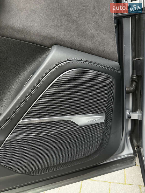 Позашляховик / Кросовер Audi Q7 2017 в Львові