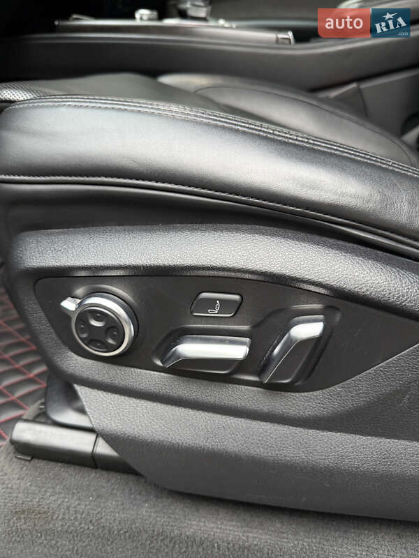 Позашляховик / Кросовер Audi Q7 2017 в Львові