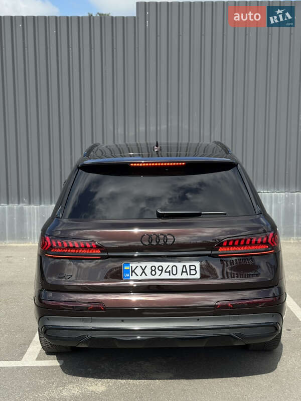 Позашляховик / Кросовер Audi Q7 2020 в Києві фото 9 Позашляховик / Кросовер Audi Q7 2020 в Києві