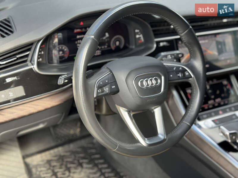 Позашляховик / Кросовер Audi Q7 2020 в Києві фото 15 Позашляховик / Кросовер Audi Q7 2020 в Києві